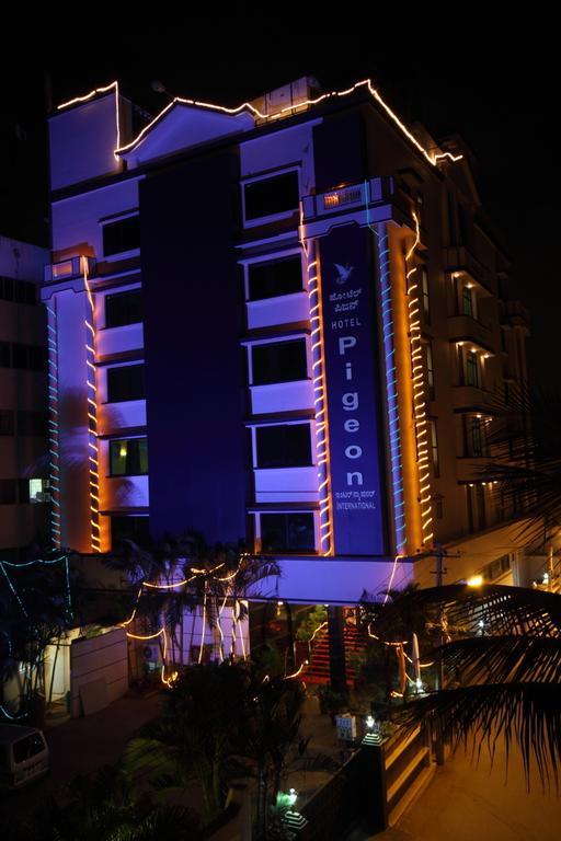 Hotel Pigeon International Bangalore Exterior photo